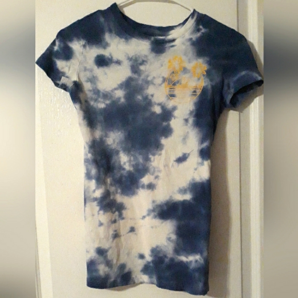 Aeropostale blue tie die shirt